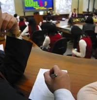 Nhận diện dòng vốn nước ngoài trên TTCK